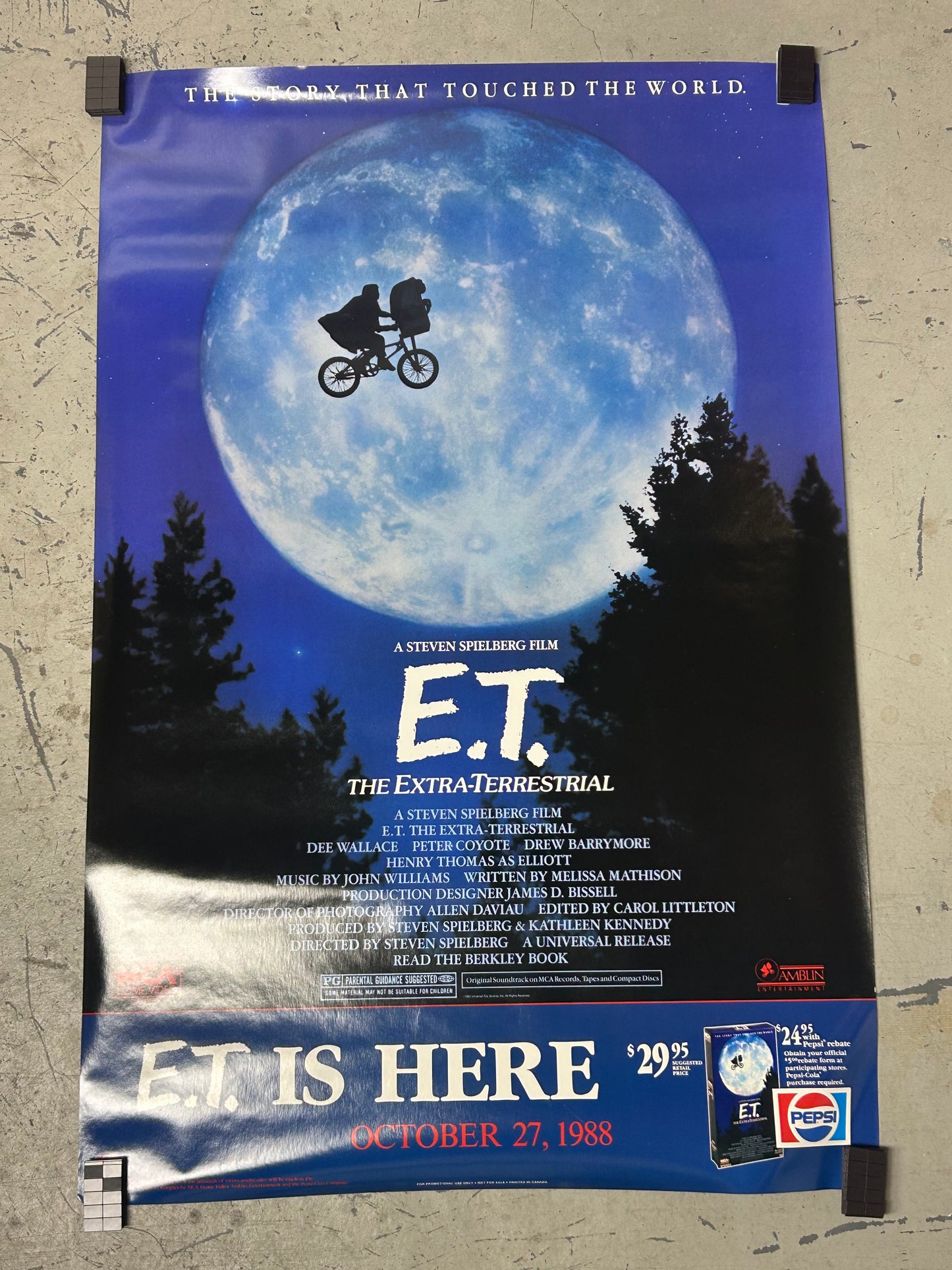 The Extra Terrestrial (E.T.)(1982) Original Vintage Movie Poster VG-EX Condition