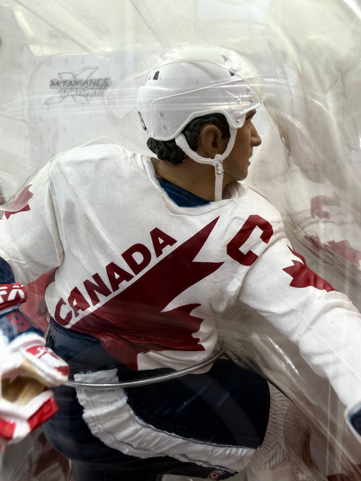 2005 McFarlane SportsPicks Team Canada 1987 Wayne Gretzky White Jersey 6-inch Action Figure