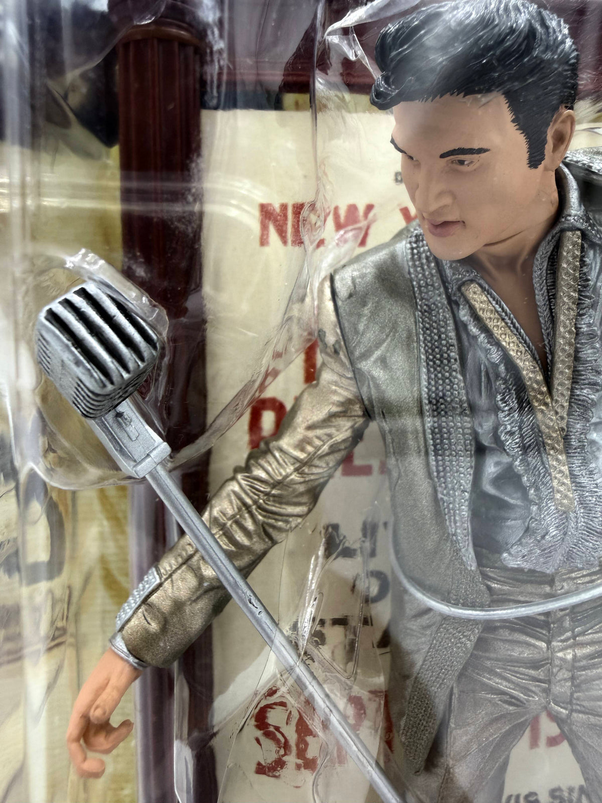 2005 McFarlane Toys Pop Culture Elvis Presley 4th Edition 1956 The Year in Gold 6-inch Action Figure