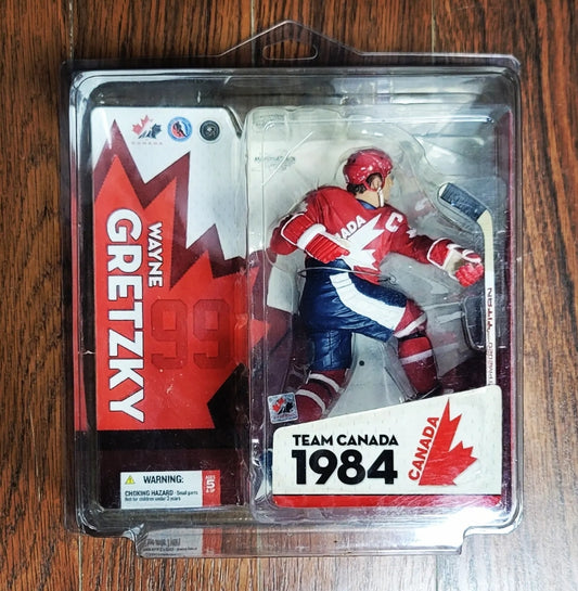 2005 McFarlane Wayne Gretzky (1984 Team Canada) Action Figure