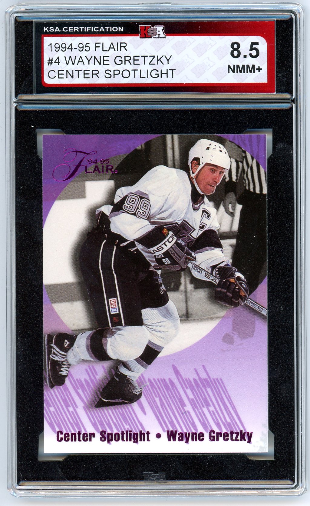 1994/95 Flair Wayne Gretzky Center Spotlight Graded Card #4 KSA 8.5