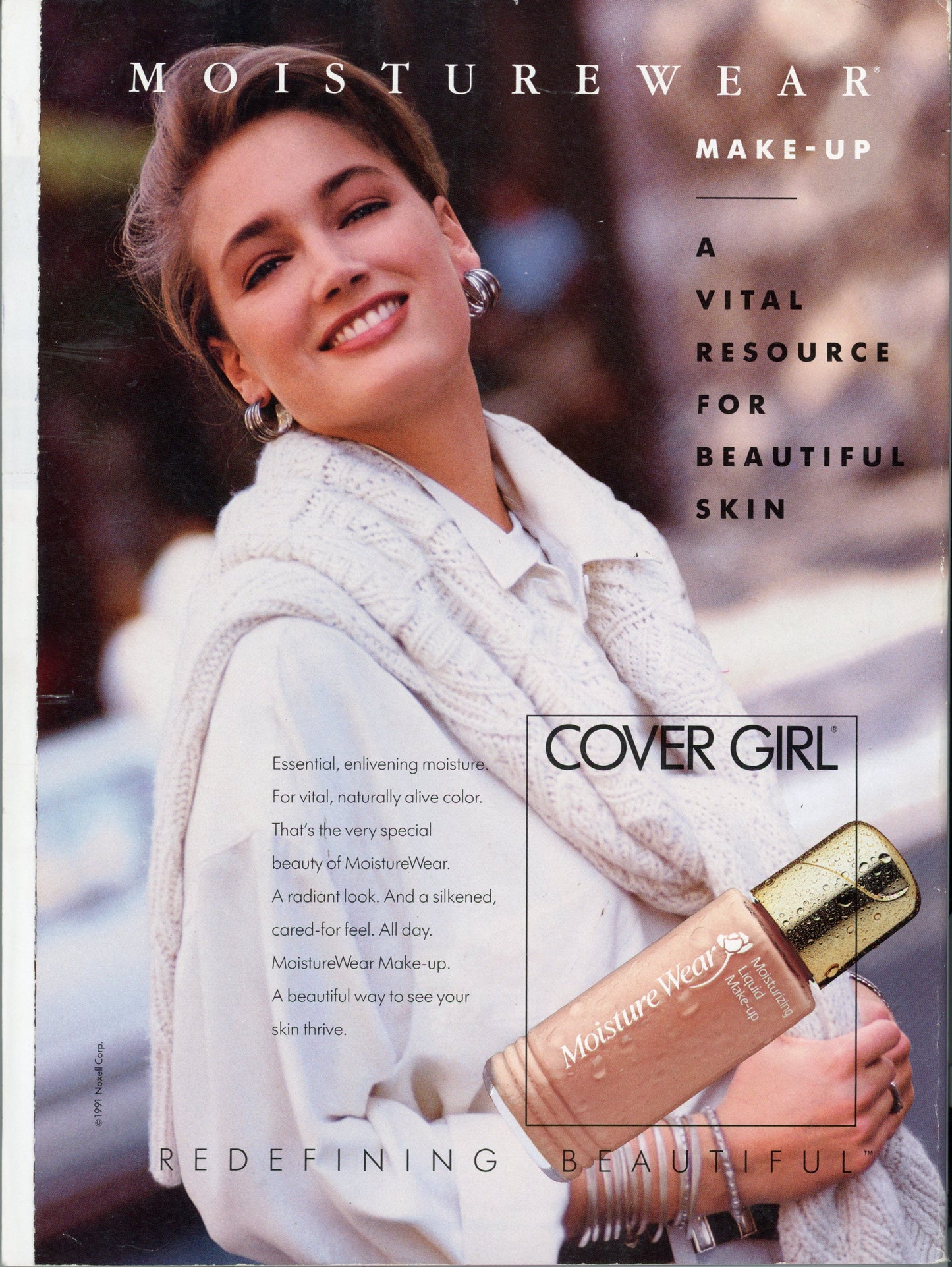 Vogue Vintage Fashion Magazine (April, 1991) VG Condition