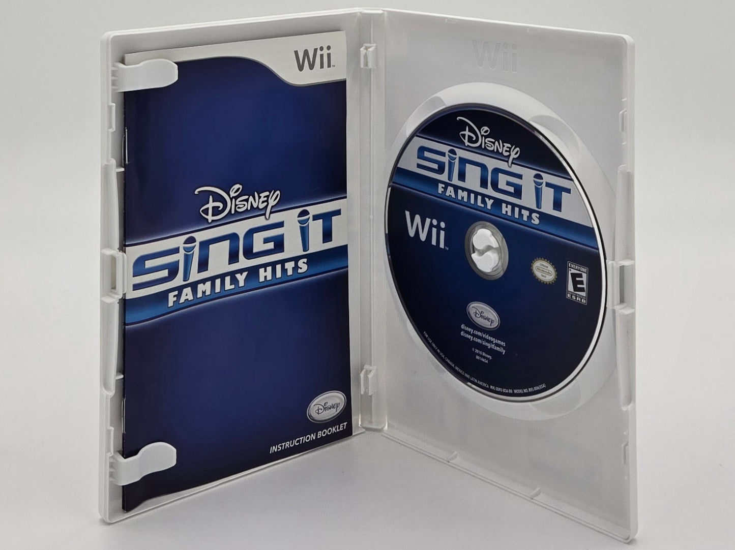 2010 Disney Sing It: Family Hits Wii Video Game Disc In Box