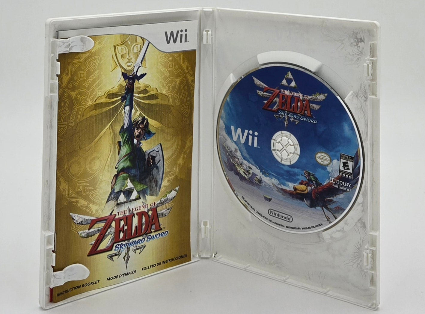 2011 Nintendo The Legend of Zelda: Skyward Sword Wii Video Game Disc In Box