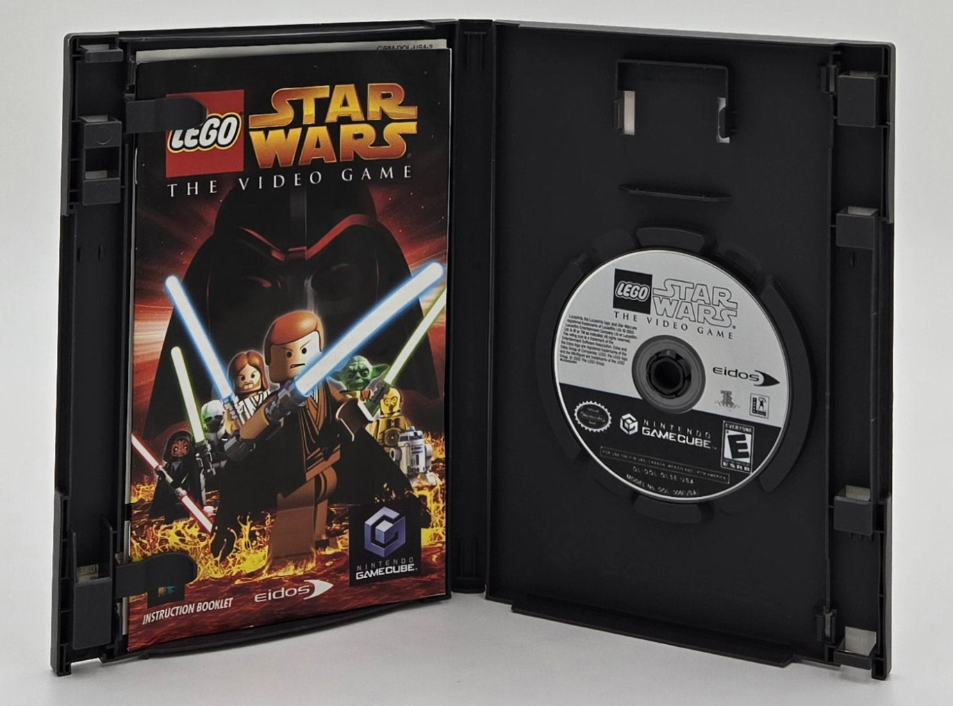 2005 LEGO Star Wars GameCube Video Game Disc In Box