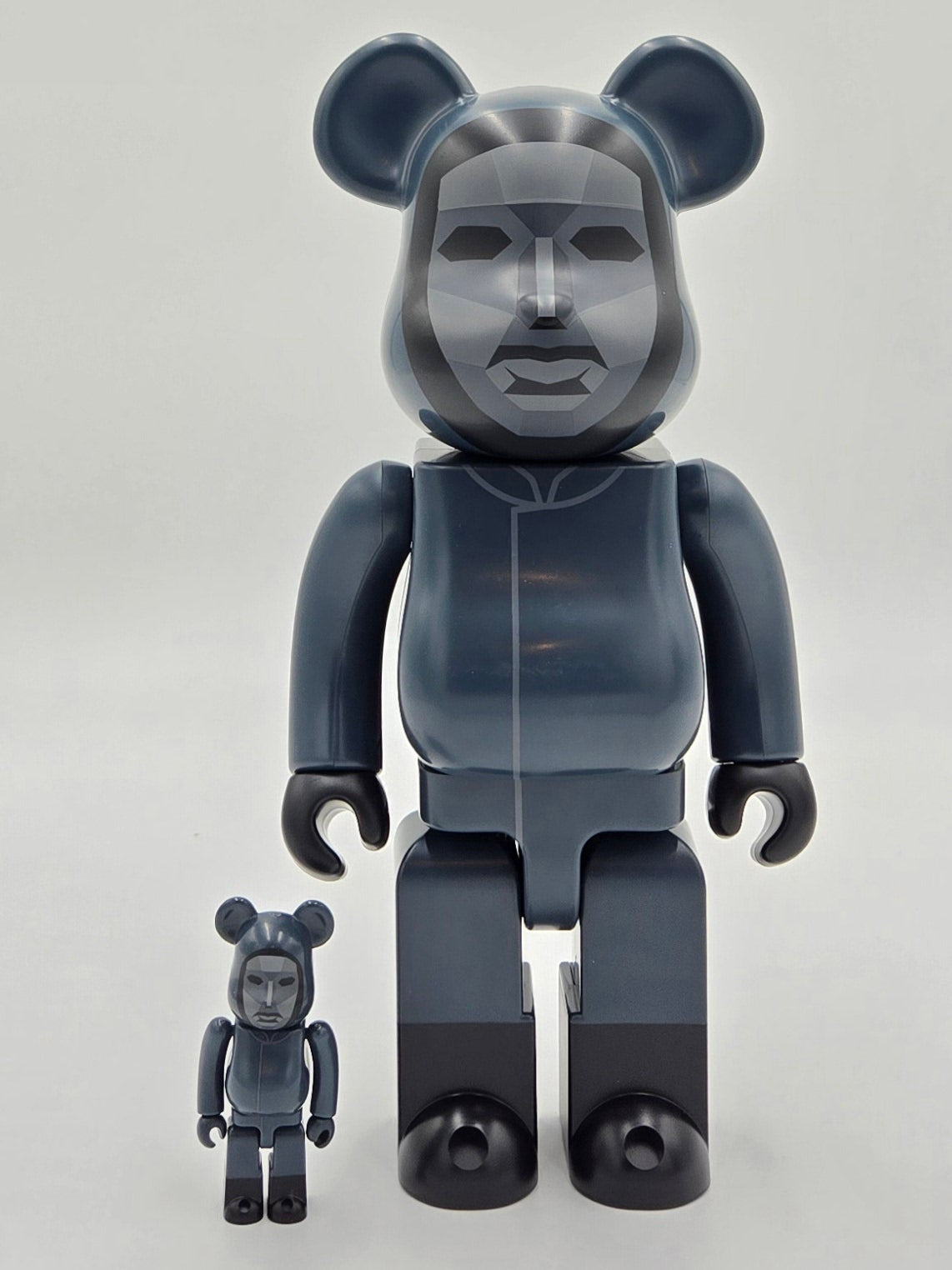 Bearbrick Squid Game Frontman 100% & 400% 2-Pack Collectible Set