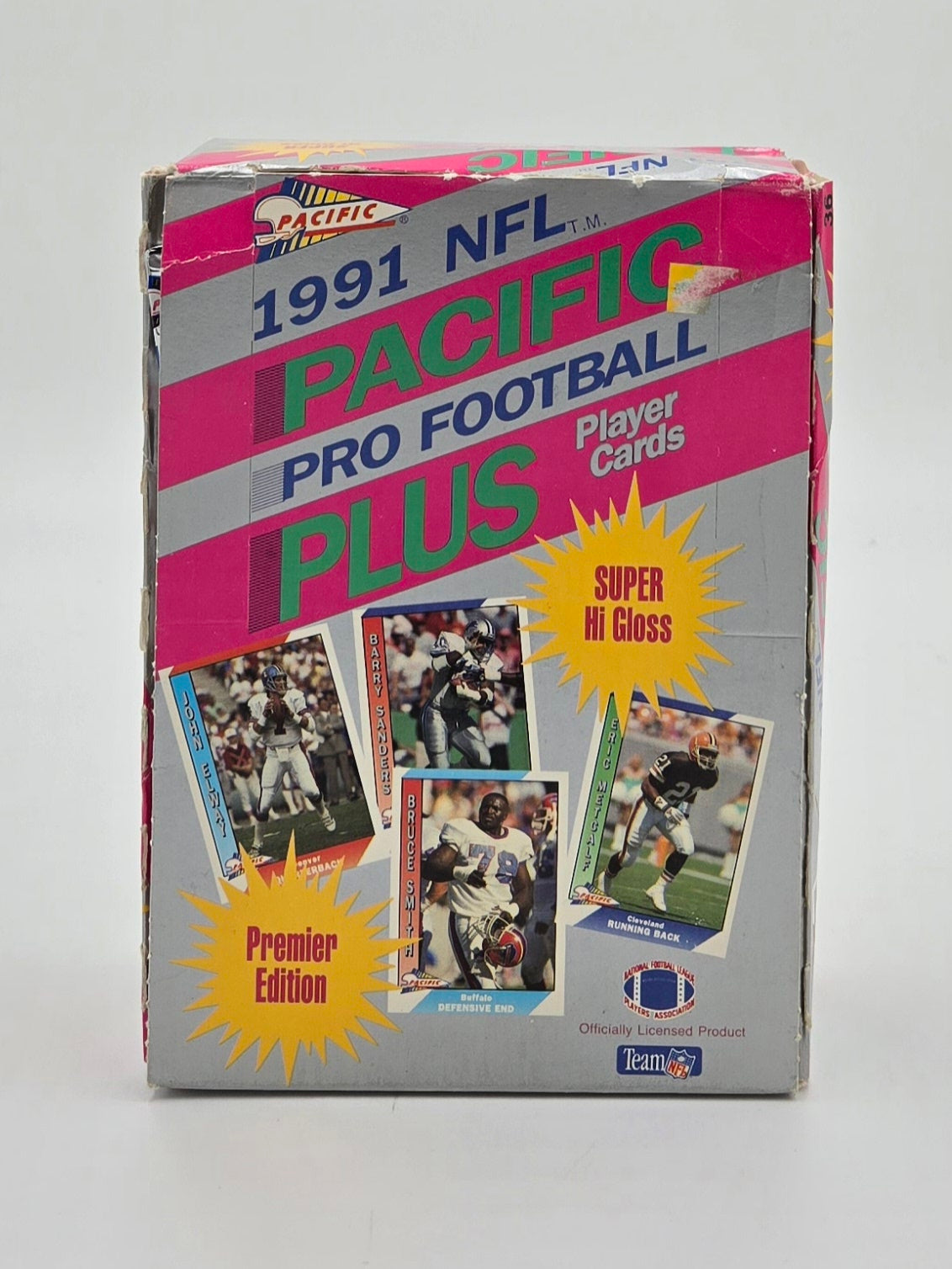 1991 Pacific Plus NFL Football Cards Wax Box (36 Packs) Possible Brett Favre Rookie