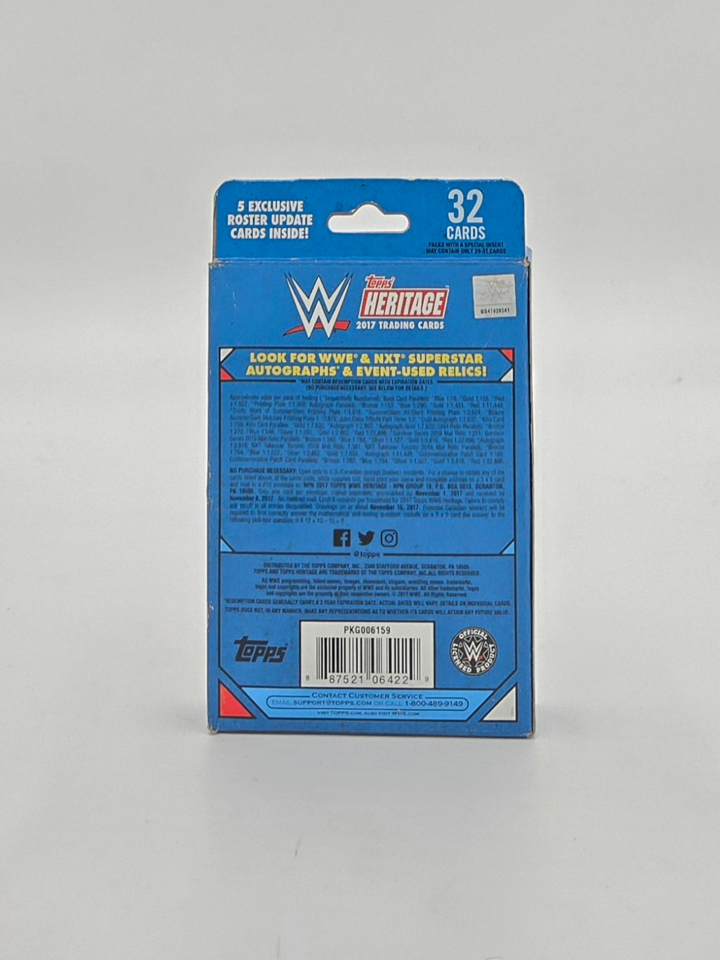 2017 Topps Heritage WWE Wrestling Hanger Box (32 Cards)