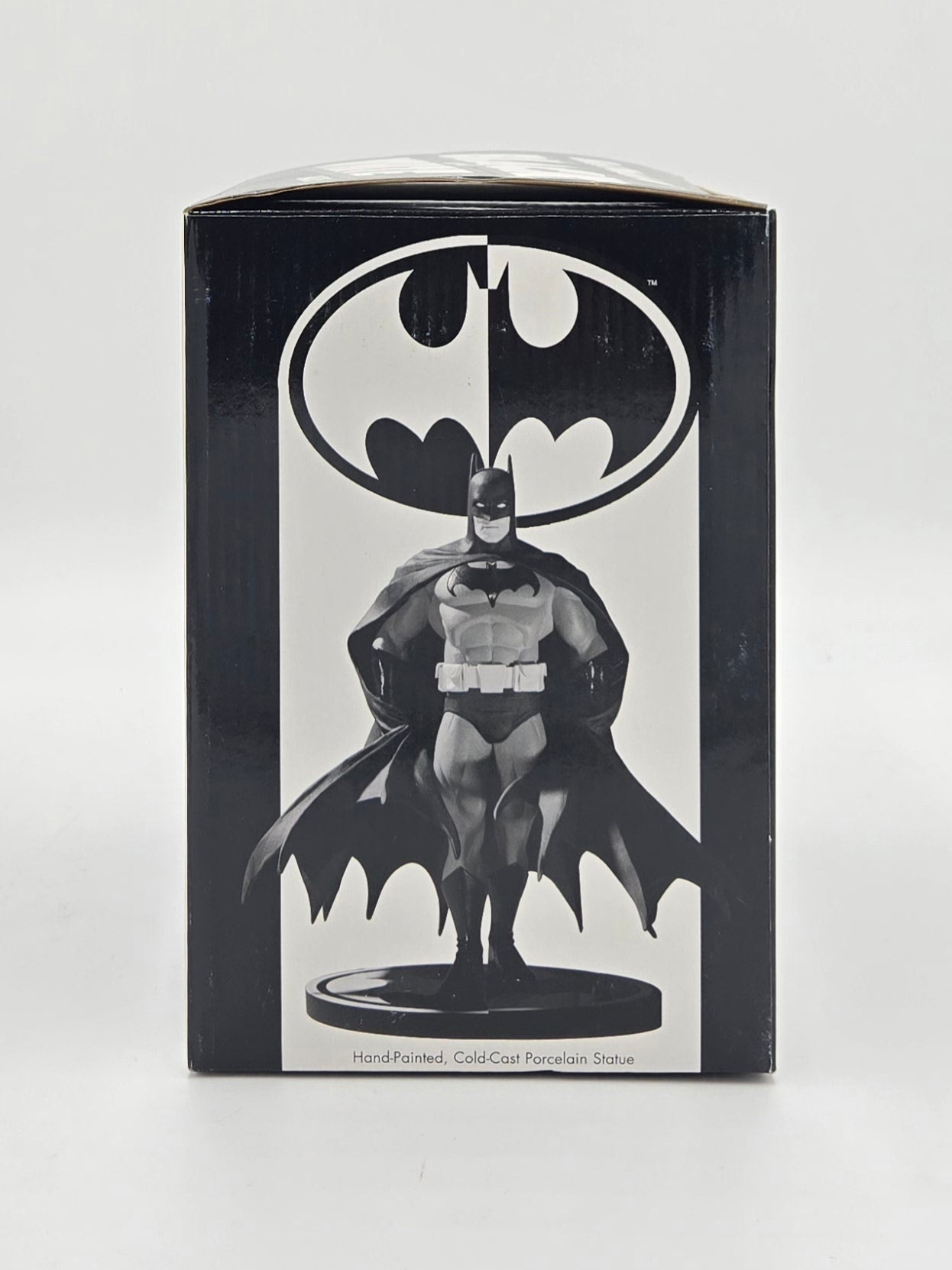 DC Direct Batman Black and White Porcelain Statue George Perez Design Only 3800 Made