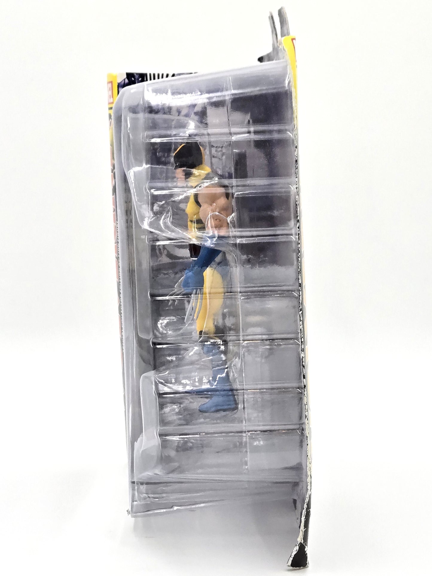 2016 Diamond Select Marvel Wolverine Collectible Action Figure
