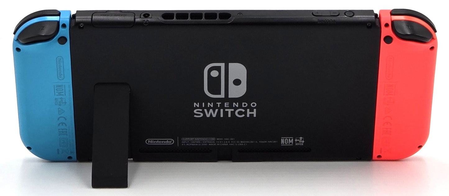 Pre-Owned 2017 Nintendo Switch V1 Model & Orzly Case
