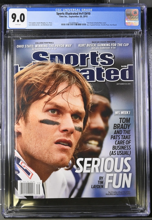 2010 Sports Illustrated #v113 #10 CGC 9.0 Tom Brady / Randy Moss Cover Newsstand Edition