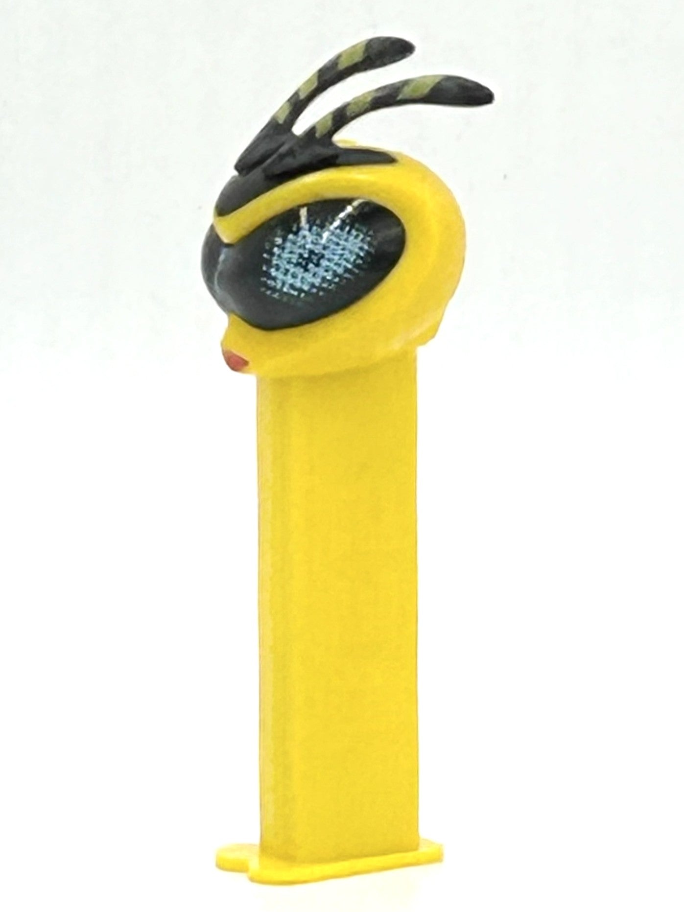 2000 BUGZ Wasp Bumble Bee Vintage PEZ Candy Dispenser Collectible