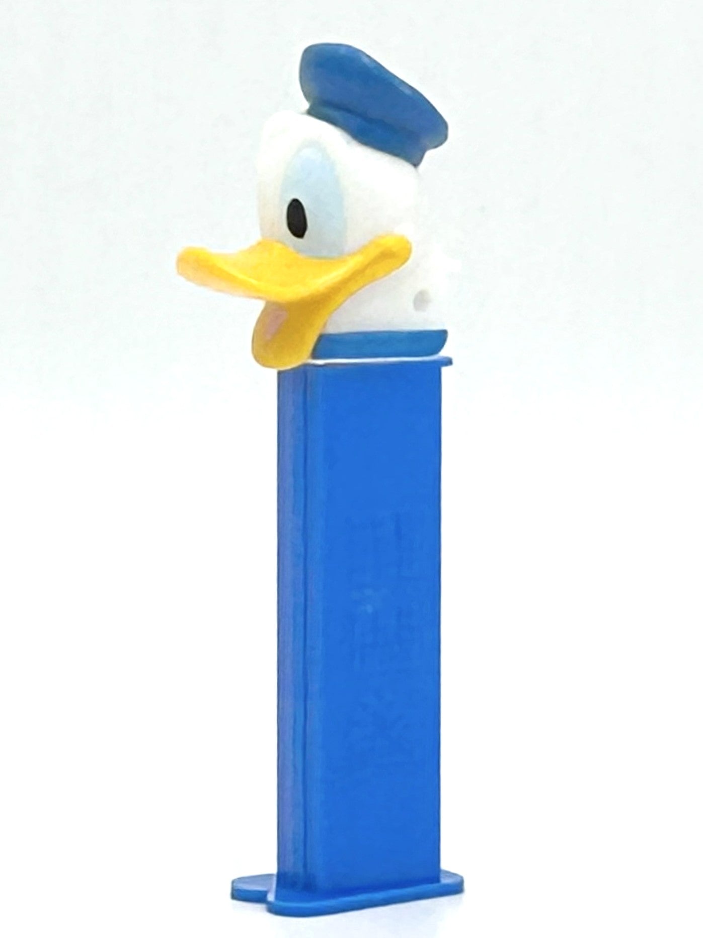 1990 Disney Donald Duck Vintage PEZ Candy Dispenser Collectible