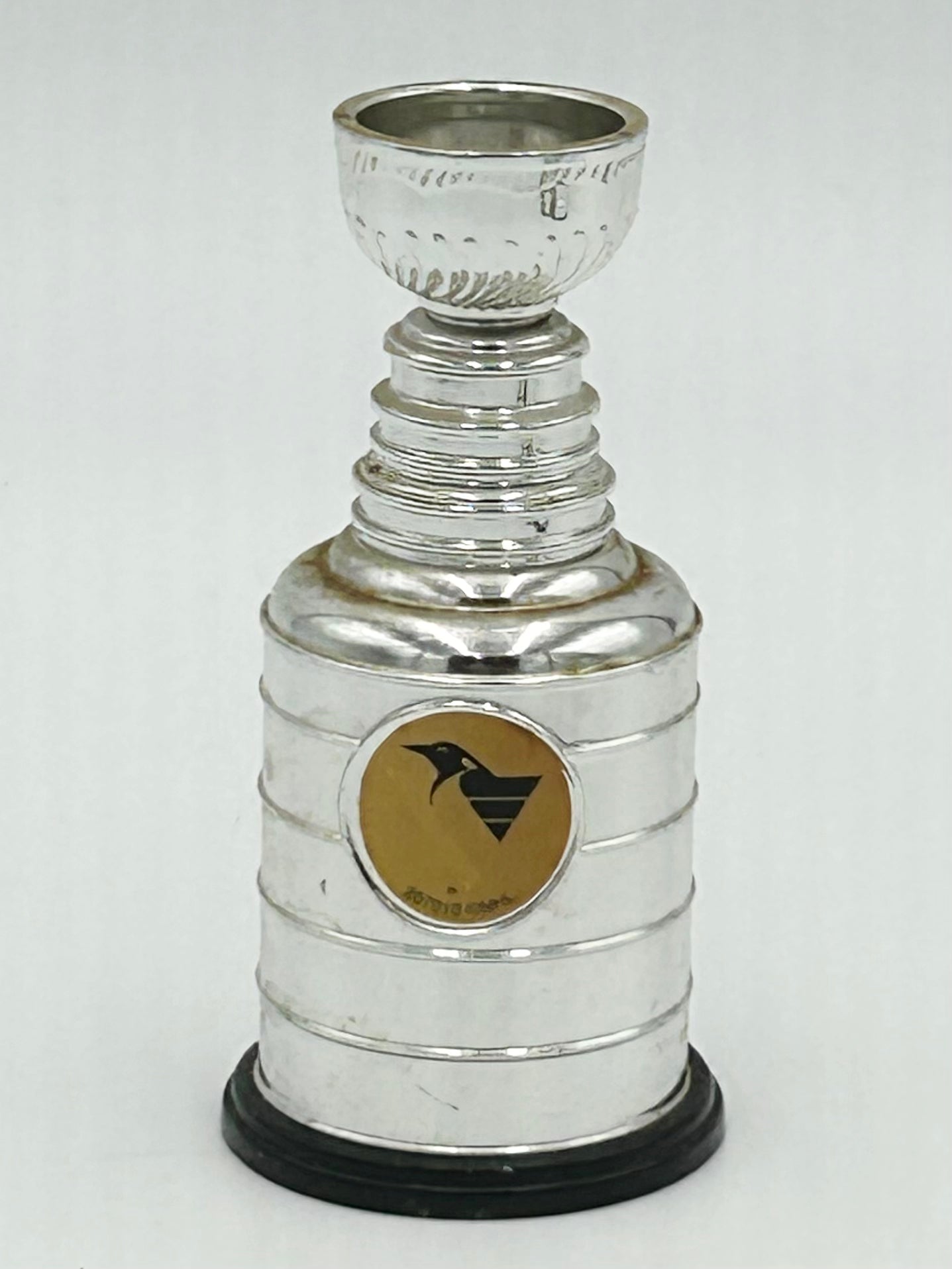 Pittsburgh Penguins NHL Stanley Cup Replica Trophy Vintage Labatt's Blue Beer Promo