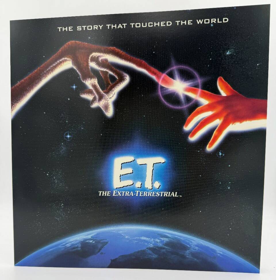 E.T. The Extra-Terrestrial (1982 / 1996) Limited Edition Signature Collector's Box Set – LaserDisc - EX