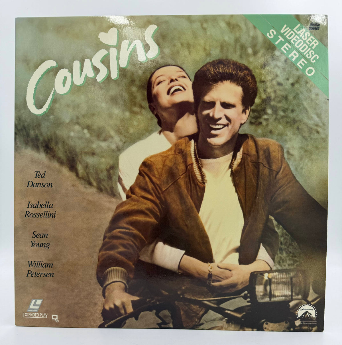 Cousins (1989 / 1989) Standard Edition – LaserDisc - EX