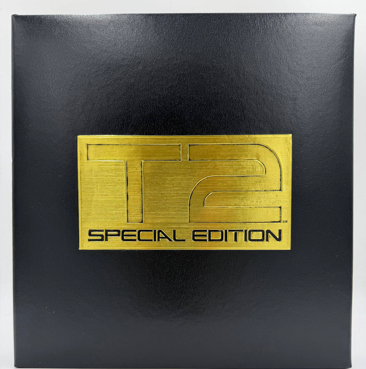 Terminator 2: Judgment Day – Special Edition (1991 / 1993) Pioneer / Live Home Video THX 3-Disc Box Set LaserDisc - EX