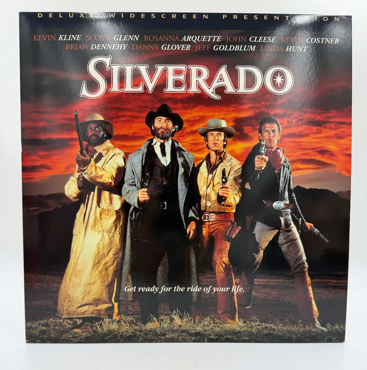 Silverado: Deluxe Widescreen Presentation (1985 / 1995) Columbia TriStar Home Video LaserDisc 2-Disc Set - EX