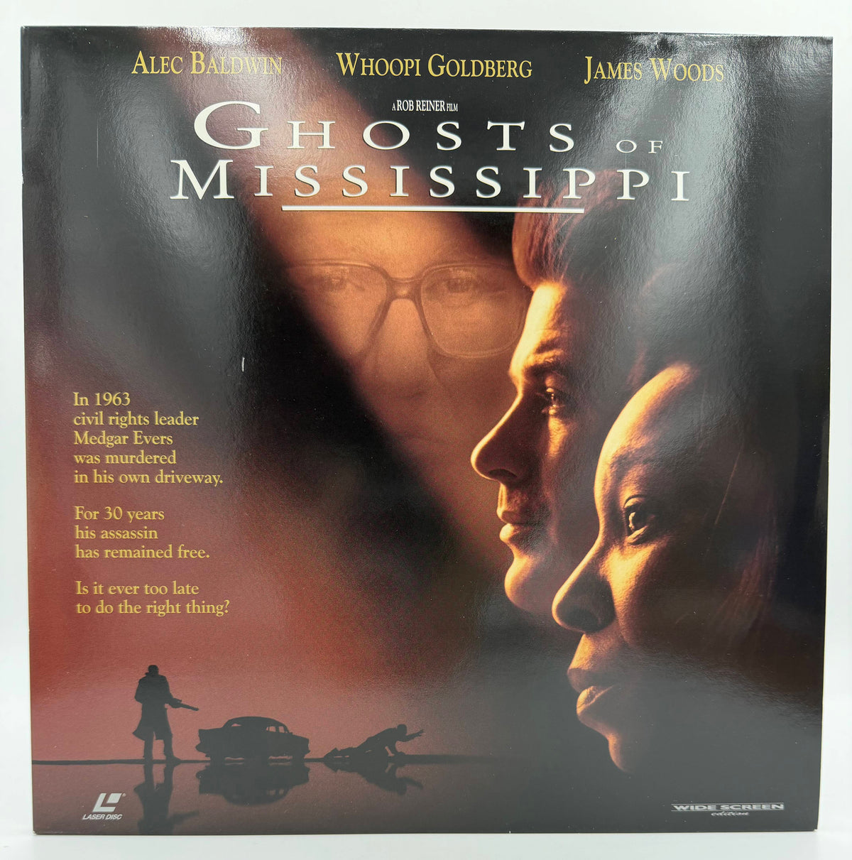 Ghosts of Mississippi: Widescreen Edition (1996 / 1997) Castle Rock Entertainment / Columbia TriStar Home Video LaserDisc 2-Disc Set - EX