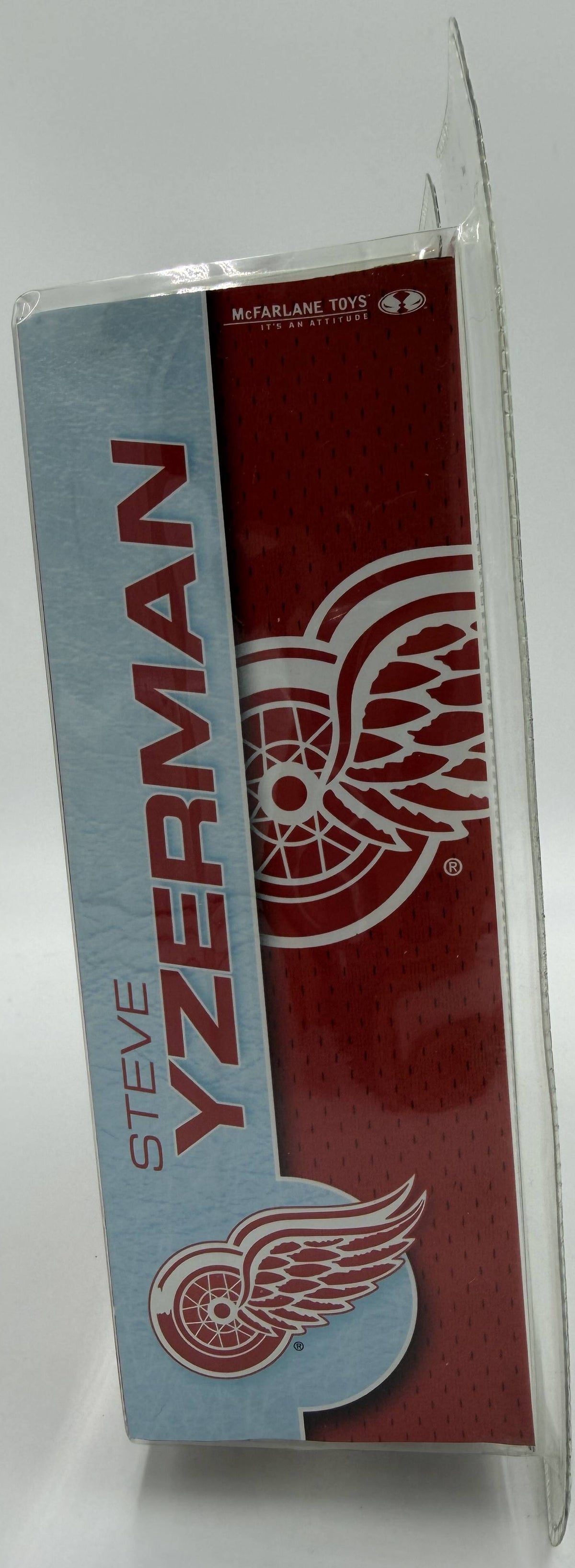 2003 McFarlane SportsPicks NHL Series 6 Steve Yzerman 2 Detroit Red Wings 6-inch Action Figure