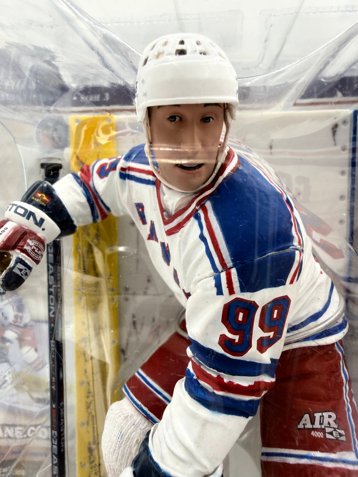 2006 McFarlane SportsPicks NHL Legends Series 3 Wayne Gretzky New York Rangers 6-inch Action Figure