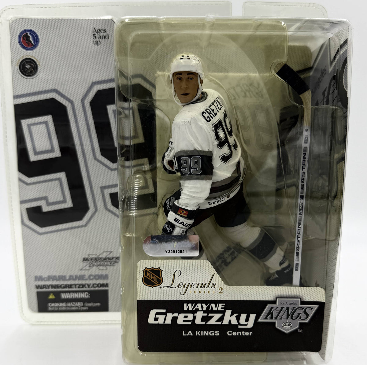 2005 McFarlane SportsPicks NHL Legends Series 2 Wayne Gretzky LA Kings 6-inch Action Figure