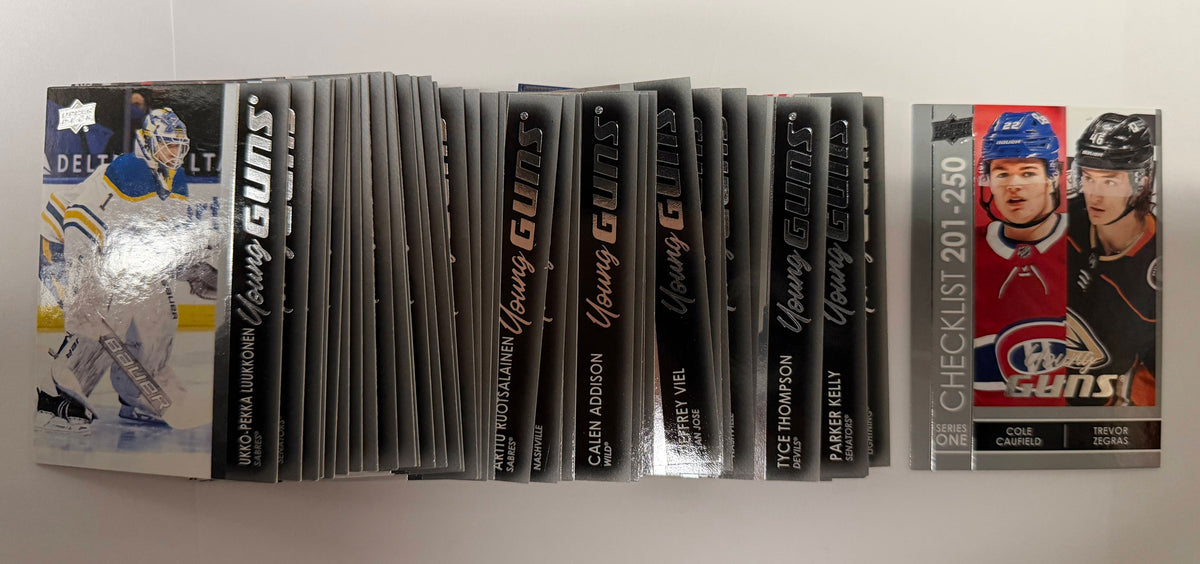 2021/22 Upper Deck Series 1 Hockey Card Base Set & Young Guns (250 Cards) NMT / MT