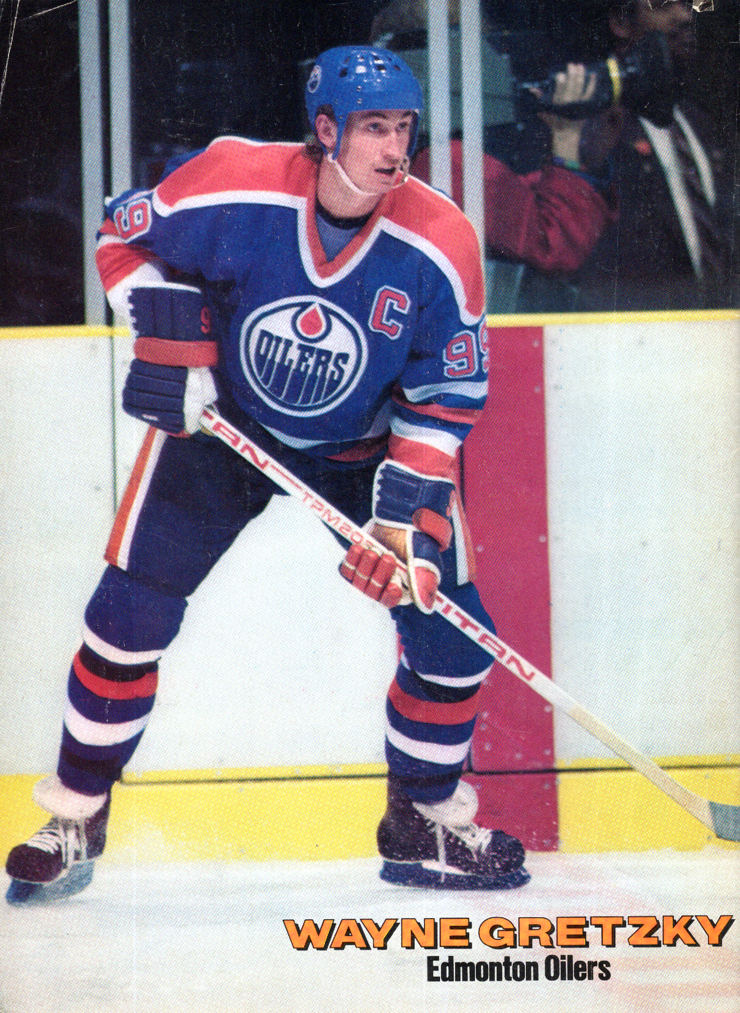 Vintage Hockey Illustrated Magazine (January 1988) – Dale Hawerchuk Cover / Wayne Gretzky Back Cover Feature