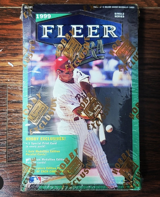 1999 Fleer Ultra Baseball Cards Hobby Box (24 Packs) Very Rare!