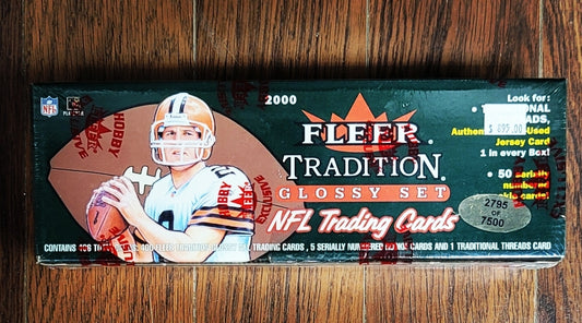 2000 Fleer Tradition Football Cards Factory Sealed Set (Tom Brady Rookie Included)