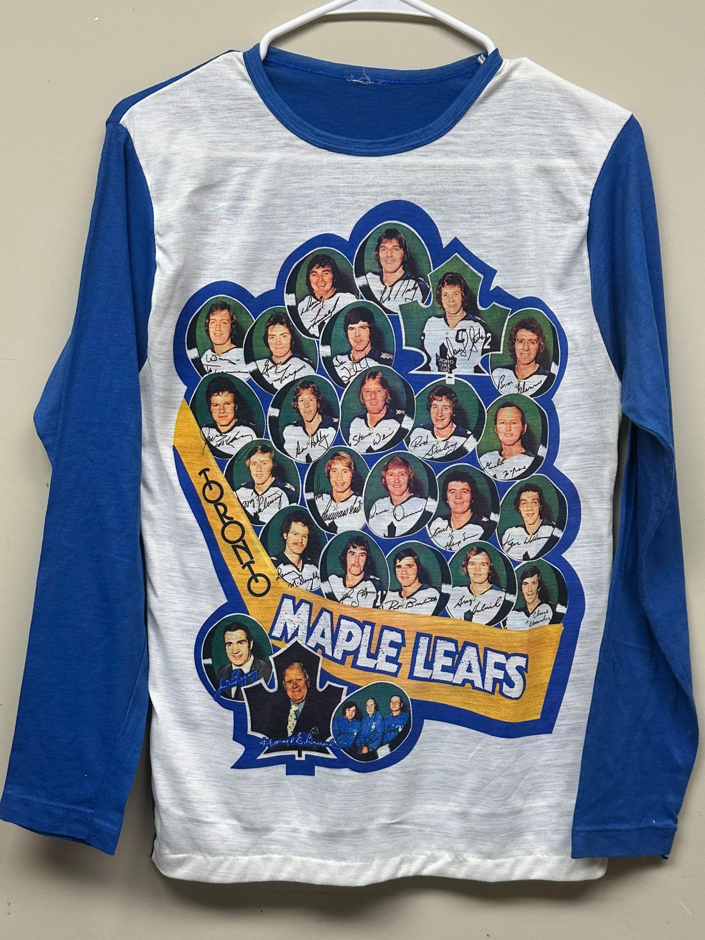 Vintage 1970s Toronto Maple Leafs Team Roster Graphic Long Sleeve Shirt Sittler, Salming