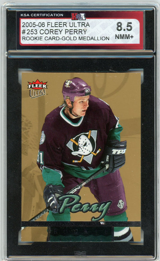 2005/06 Fleer Ultra Corey Perry Gold Medallion Graded Rookie Card #253 KSA 8.5