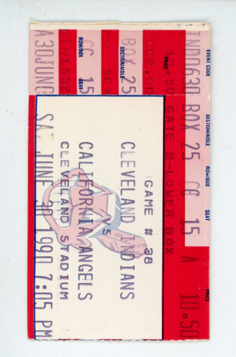 Cleveland Indians vs. California Angels Vintage Ticket Cleveland Stadium (Cleveland, 1990)