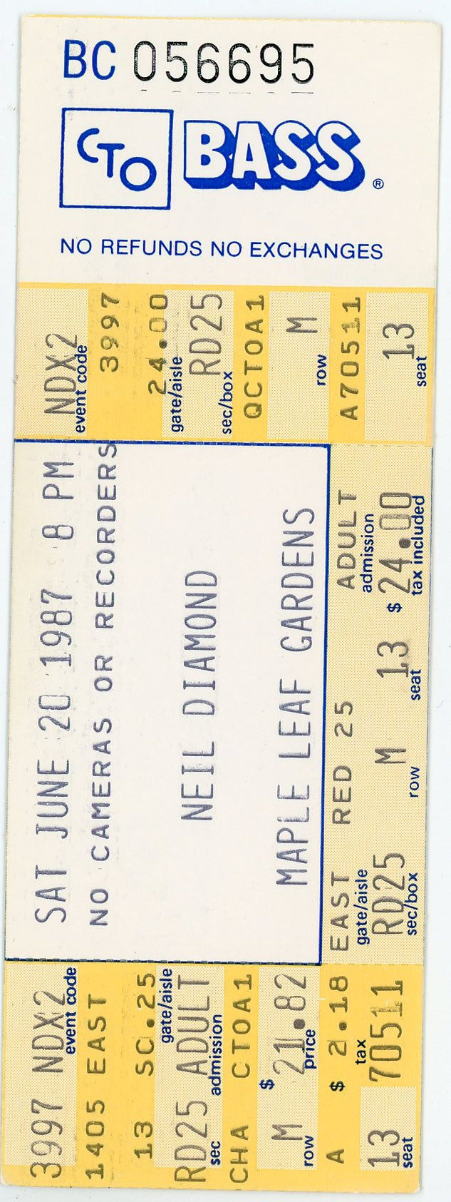 Neil Diamond Vintage Concert Ticket Stub Maple Leaf Gardens (Toronto, 1987)