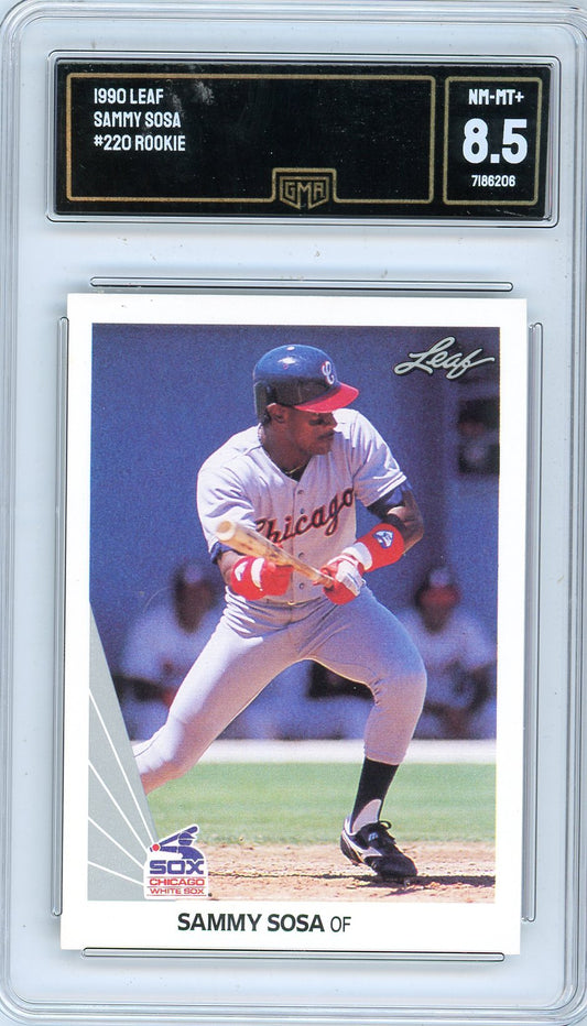 1990 Leaf Sammy Sosa Graded Rookie Card #220 GMA 8.5