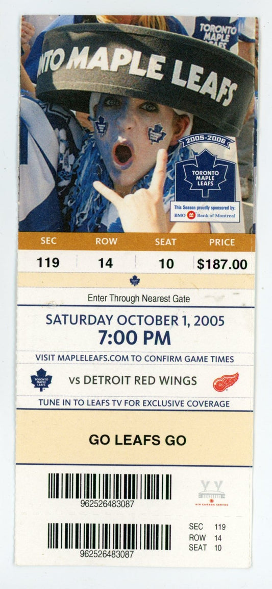 Toronto Maple Leafs vs. Detroit Red Wings Ticket Stub Air Canada Centre (Toronto, 2005)