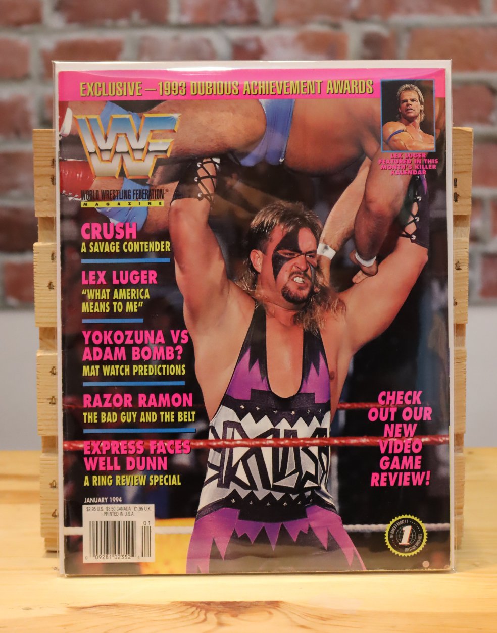 Original WWF WWE Vintage Wrestling Magazine Crush/Lex Luger (January 1994)