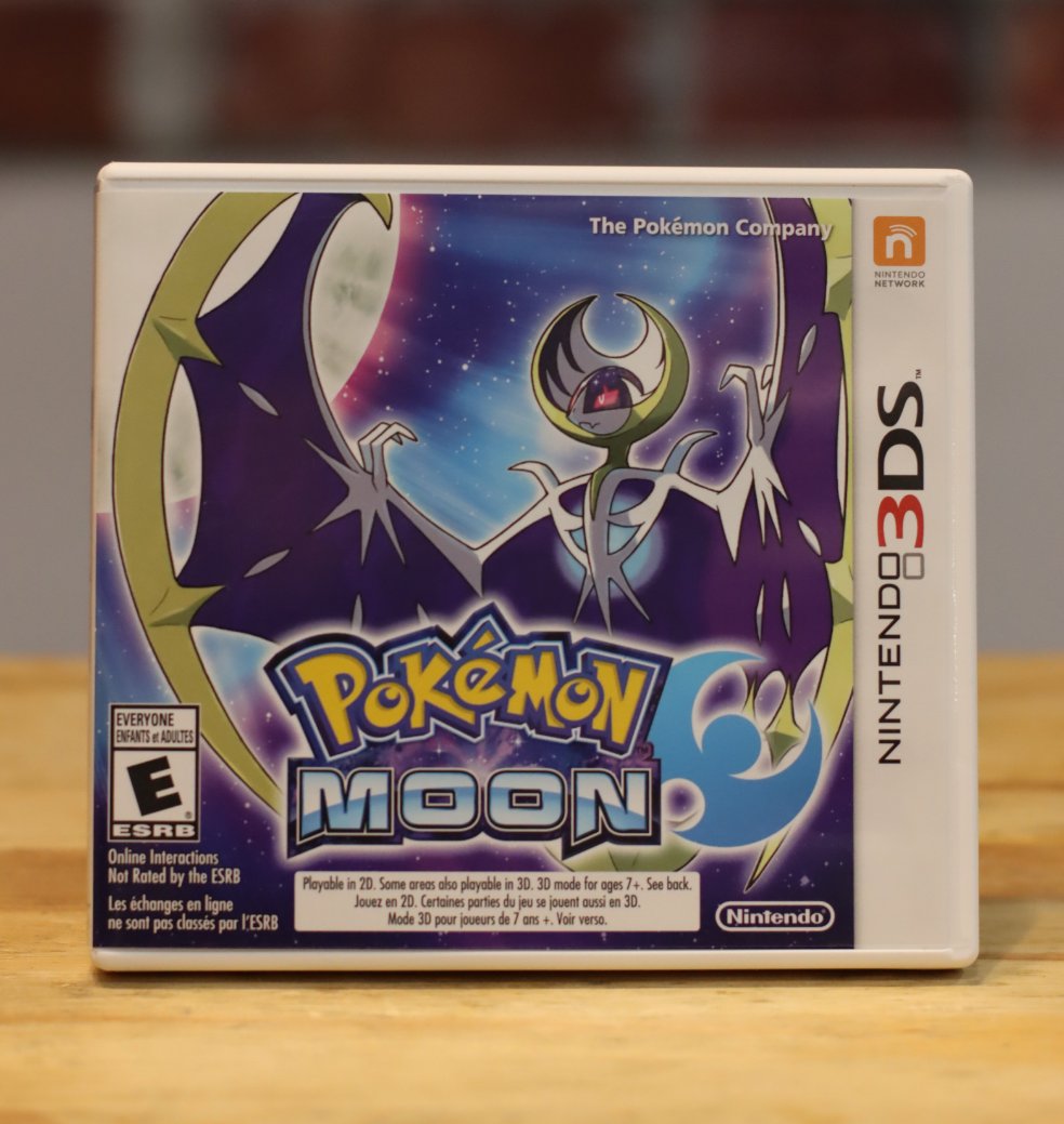 Pokémon Moon Nintendo 3DS Video Game Complete