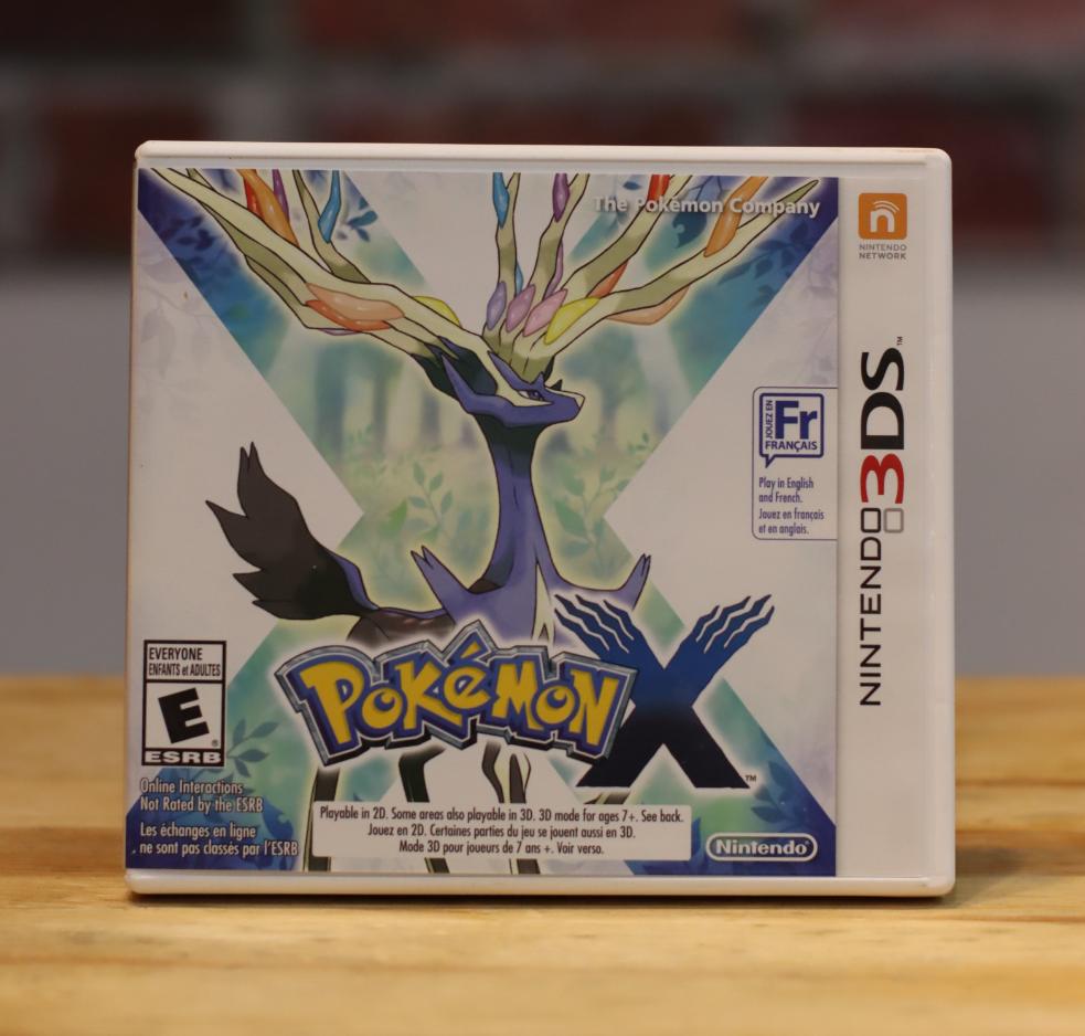 Pokémon X Nintendo 3DS Video Game Complete