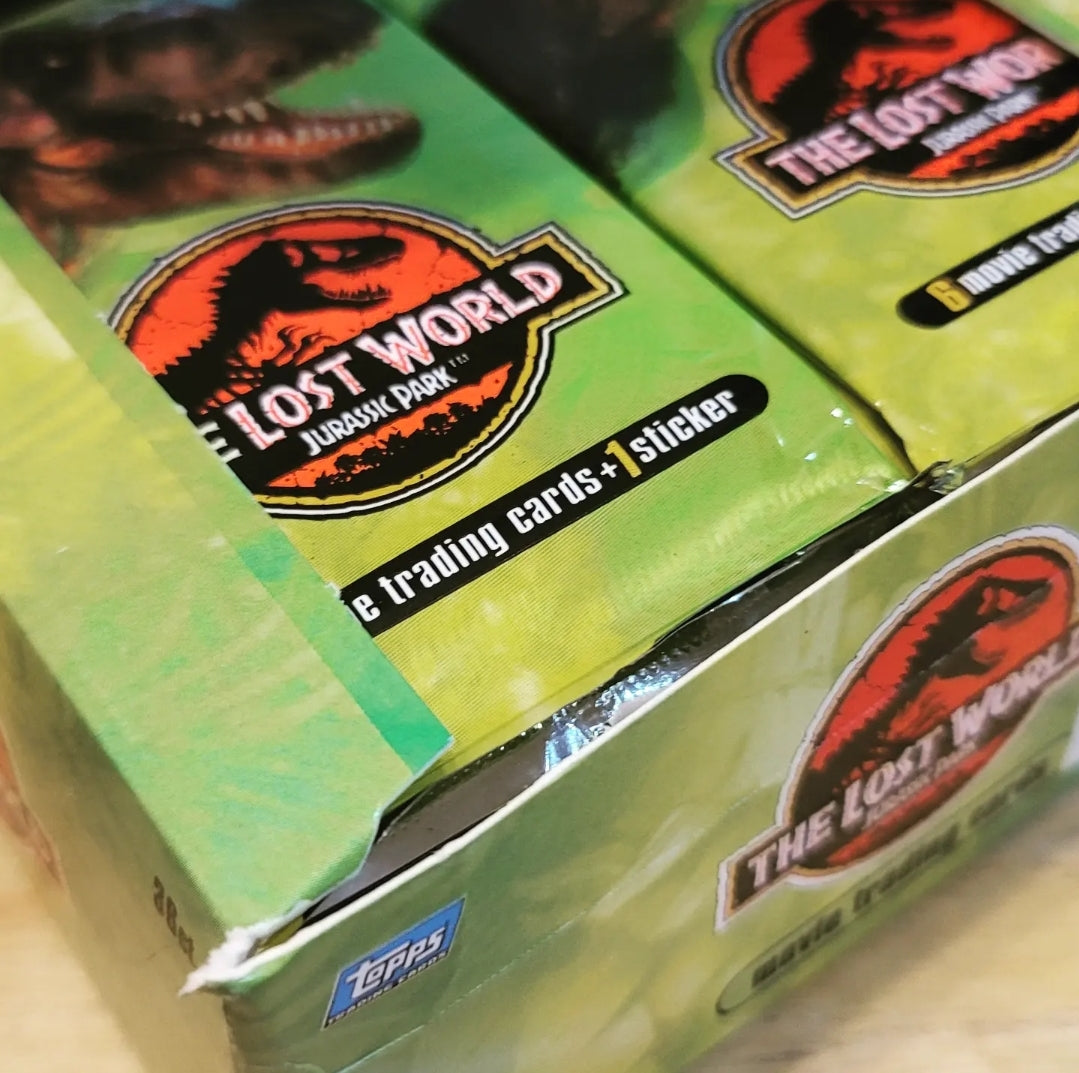 1997 Topps Jurassic Park The Lost World Trading Cards Wax Box (36 Packs)