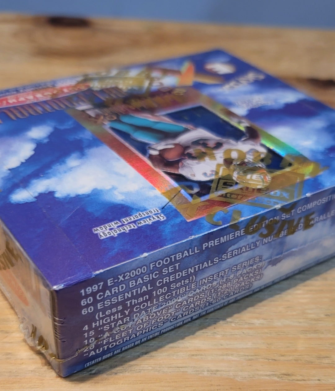 1997 Skybox E-X 2000 Football Cards Hobby Box (24 Packs)