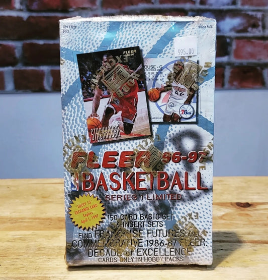 1996/97 Fleer Basketball Cards Hobby Wax Box (24 Packs)