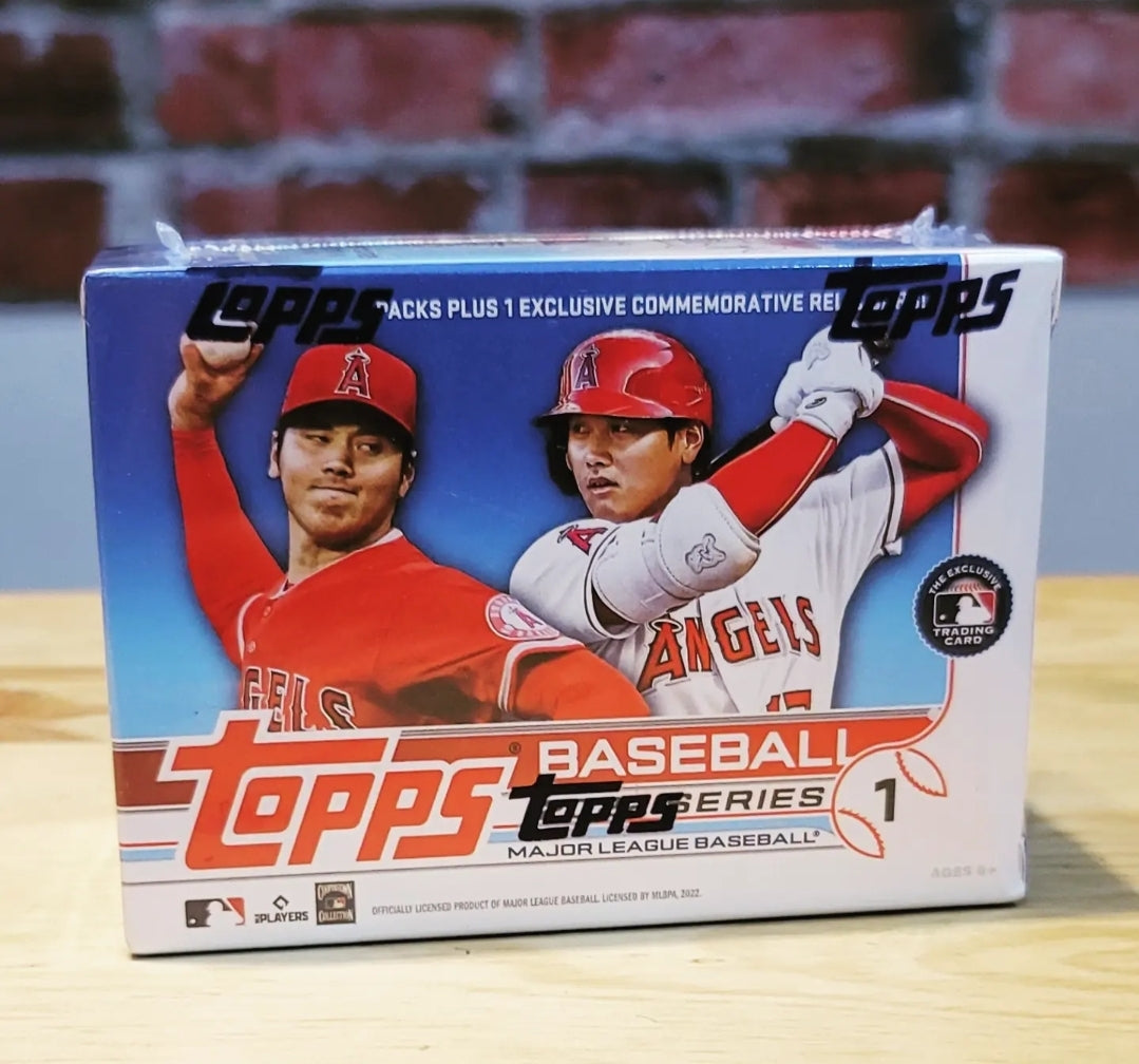 2022 Topps Baseball Blaster Box (8 Packs)