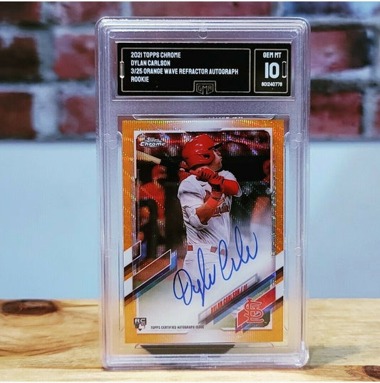 2021 Topps Chrome Dylan Carlson Orange Wave Refractor RC Rookie /25 GMA 10🔥🔥