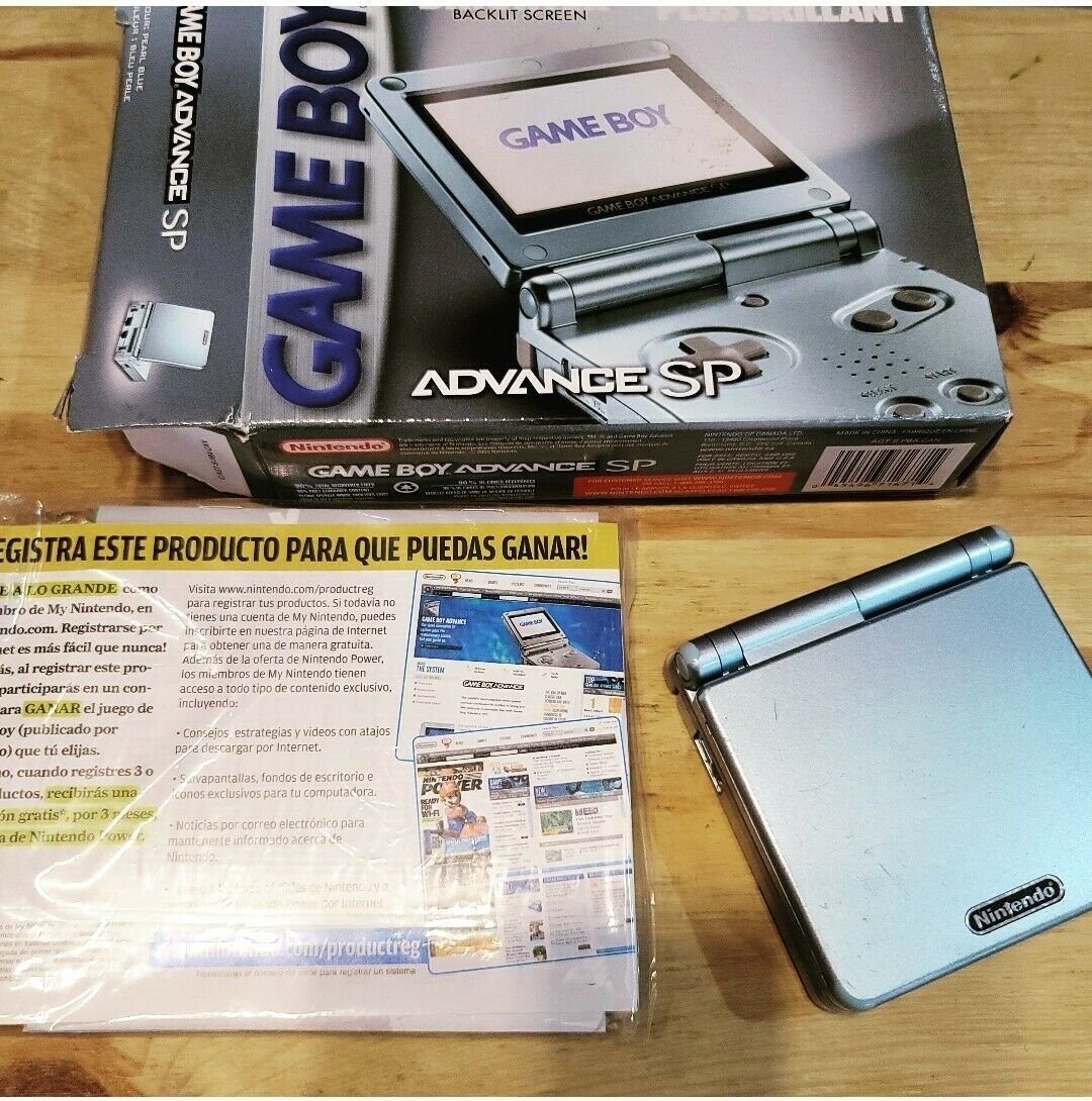 Nintendo Gameboy Advance SP System In Box, Near Mint, Complete 2005